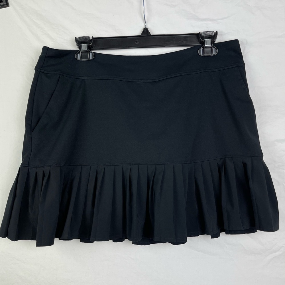 Women's Under Armour Skort-Sz L-Black-Pleated-Golf/Tennis-Heatgear